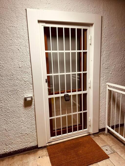 Malu Apartamento Peschiera Borromeo Exterior foto