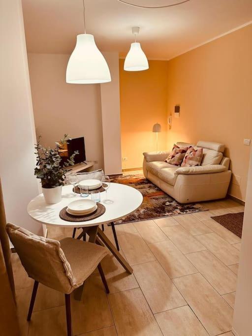 Malu Apartamento Peschiera Borromeo Exterior foto